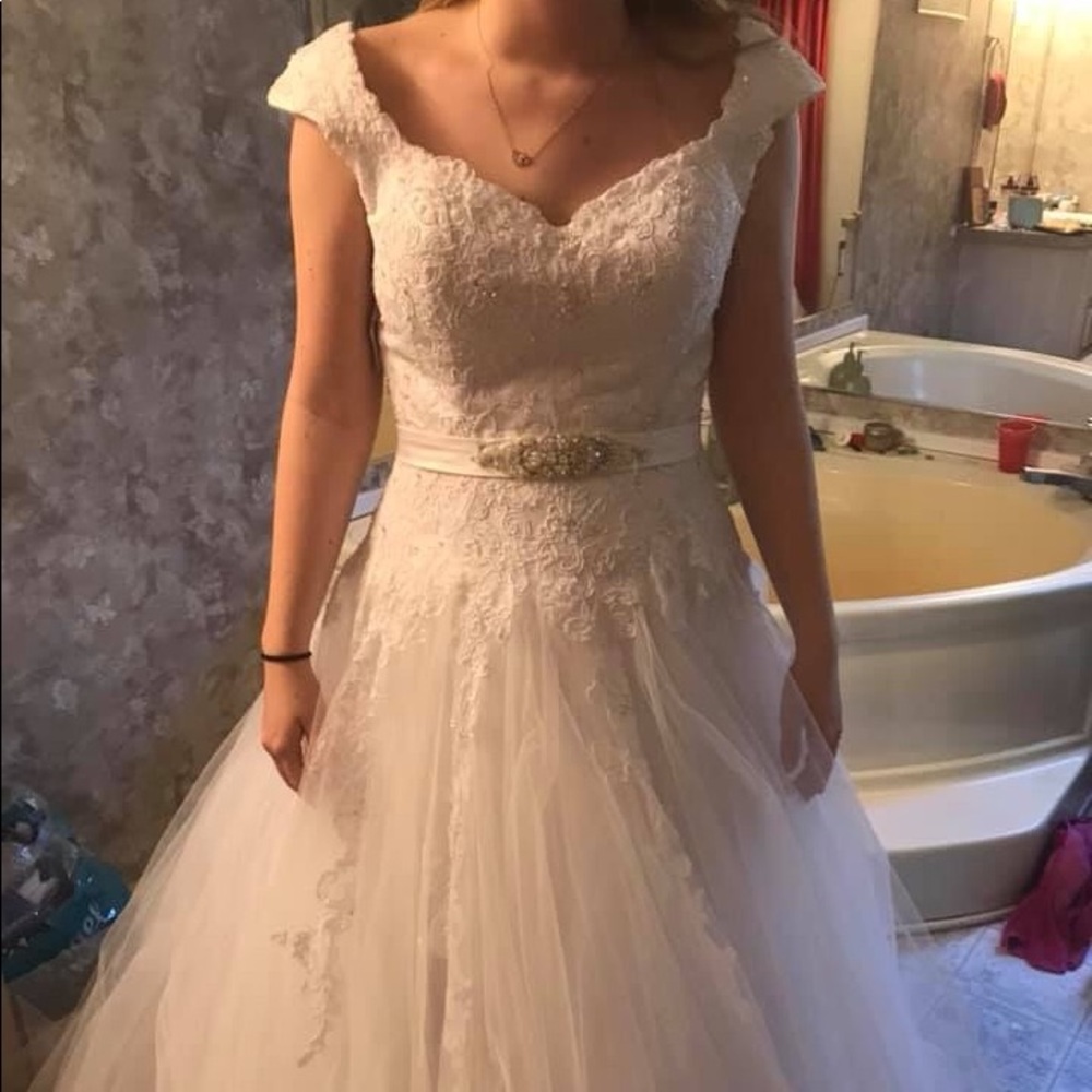 Ballgown Wedding Dress